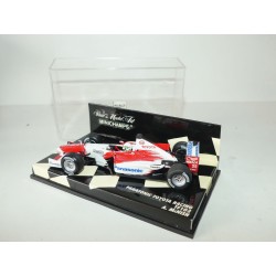 PANASONIC TOYOTA RACING TF102 GP 2002 A. McNISH MINICHAMPS 1:43