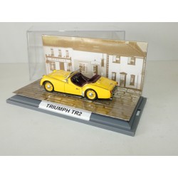 TRIUMPH TR2 Jaune UNIVERSAL HOBBIES 1:43