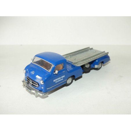 MERCEDES TRANSPORTEUR  COURSE Bleu CONRAD 1:43 sans boite