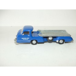 MERCEDES TRANSPORTEUR  COURSE Bleu CONRAD 1:43 sans boite