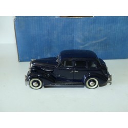 CHEVROLET MASTER DE LUXE 4 Portes SPORT SEDAN 1937 KIT Monté MADISON MODEL 1:43