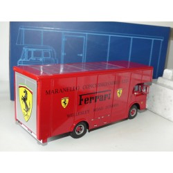 TRANSPORTER FORD TYPE C MARANELLO CONCESSIONNAIRE FERRARI 1966 EXOTO 1:43 imperfection