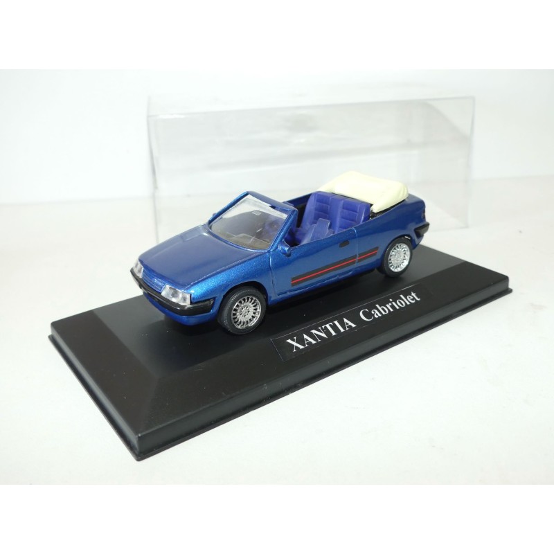 CITROEN XANTIA CABRIOLET Bleu REALISATION SUR BASE BURAGO 1:43
