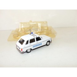 RENAULT 6 GENDARMERIE NOREV 1:43 sous coque