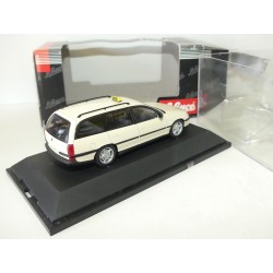 OPEL OMEGA B 2,5 TD CARAVAN TAXI SCHUCO 1:43