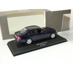 MERCEDES CLASSE E Type 211 Bleu MINICHAMPS 1:43