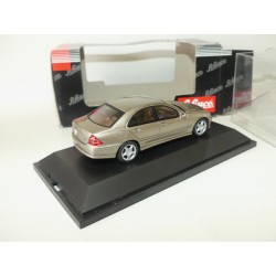 MERCEDES CLASSE C AVANTGARDE W203 Beige SCHUCO 1:43