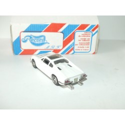 FERRARI 365 P 2ème VERSION PININFARINA 1966 Blanc KIT Monté RECORD M.R.F. 1:43