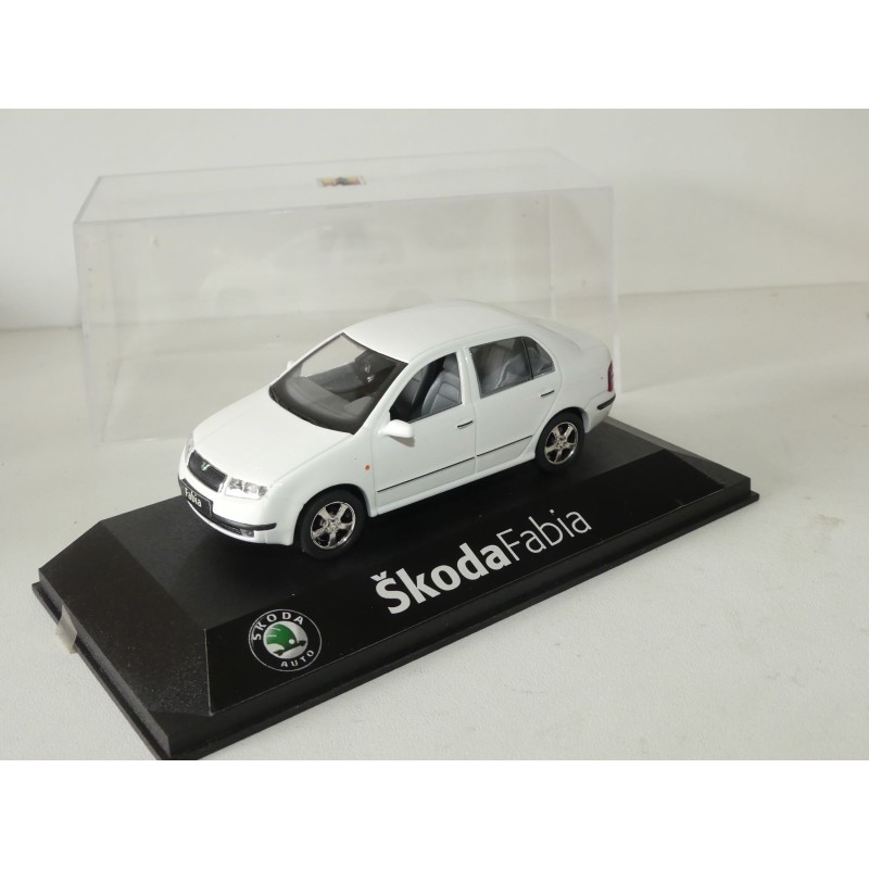 SKODA FABIA I Phase 1 5 Portes Blanc ABREX 1:43