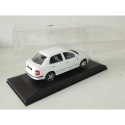 SKODA FABIA I Phase 1 5 Portes Blanc ABREX 1:43