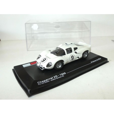 CHAPARRAL 2D N°9 LE MANS 1966 ALTAYA 1:43 socle déformé