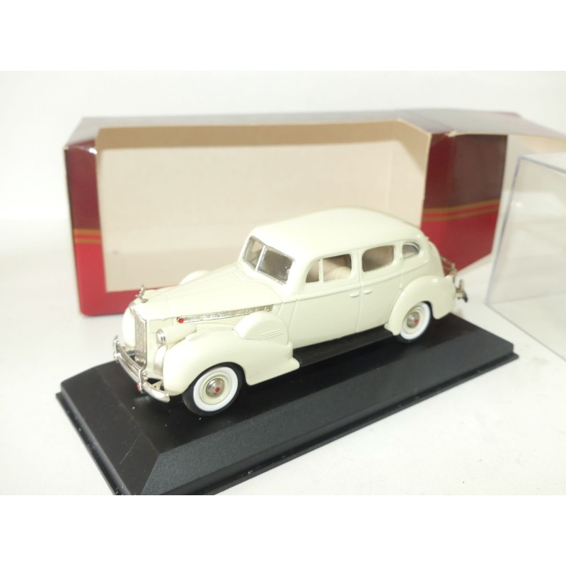 PACKARD SUPER 8 1940 FORMAL SEDAN Beige REXTOYS 1:43