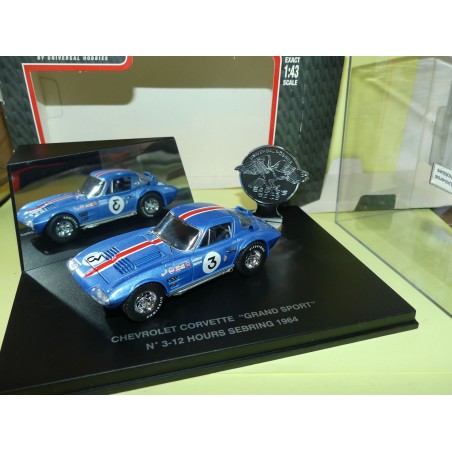 CHEVROLET CORVETTE GRAND SPORT N°3 12 Heures DE SEBRING 1964 WEEK UNIVERSAL HOBBIES 1:43 32ème