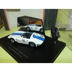 CHEVROLET CORVETTE GRAND SPORT ROADSTER NÂ°12 BRIDGEHAMPTON 1966 UNIVERSAL HOBBIES 1:43 17Ã¨me