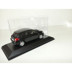TOYOTA AURIS I Phase 1 Noir MINICHAMPS 1:43