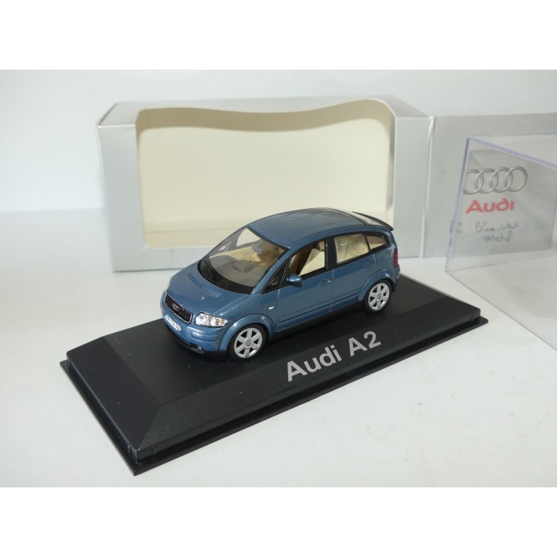 AUDI A2 Bleu MINICHAMPS 1:43