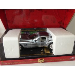 CHRYSLER ATLANTIC GUILOY 1:18 légére imperfection