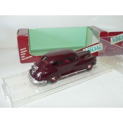 DE SOTO DELUXE SEDAN 1947 Bordeaux VITESSE 420 1:43