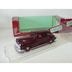 DE SOTO DELUXE SEDAN 1947 Bordeaux VITESSE 420 1:43