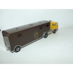 CAMION DAF TRANSPORT DE CHEVAUX SOLIDO 1:50 sans boite