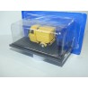VESPA AC4T 1963 TRIPORTEUR LA POSTE UNIVERSAL HOBBIES 1:43 blister