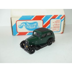 PEUGEOT 201 Vert et Noir KIT Monté LATITUDE 1:43