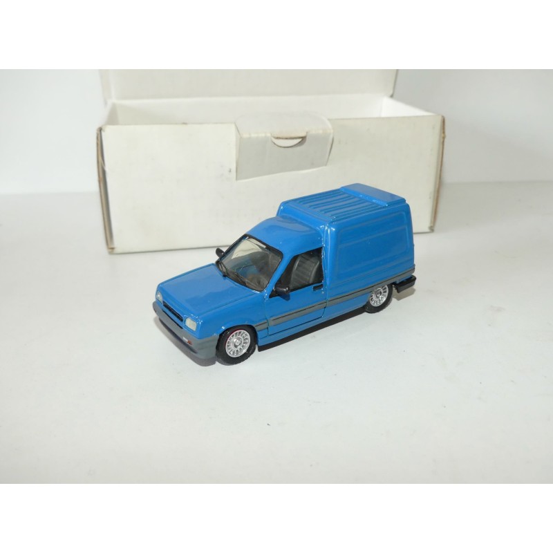 RENAULT EXPRESS Bleu KIT MONTE 1:43