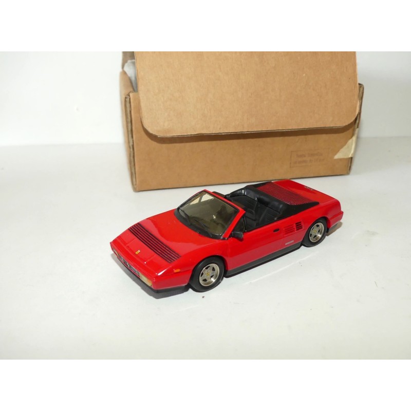 FERRARI MONDIAL CABRIOLET Rouge KIT STARTER 1:43 imperfection