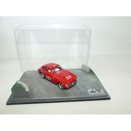 FERRARI 166 COUPE N°351 MILLE MIGLIA 1951 ART MODEL ART910 dans son diorama 1:43 
