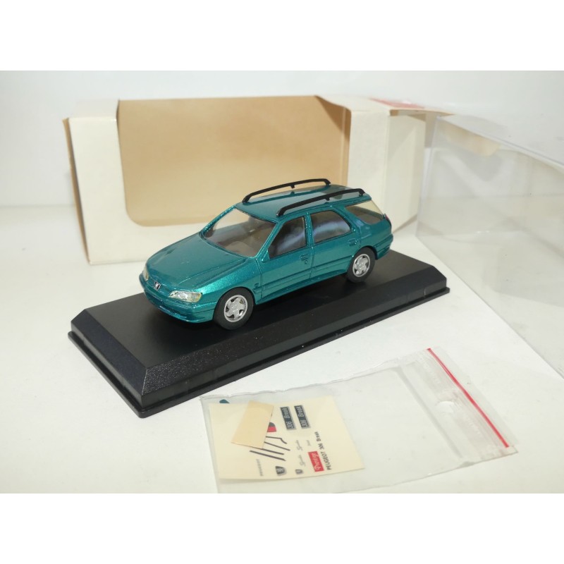PEUGEOT 306 Phase 2 BREAK Vert Kit Monté PRESTIGE PM.51 1:43