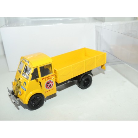 RENAULT AHS K. THIBAULT BIERES FINES LA MEUSE IXO PRESSE 1:43 blister