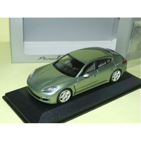 PORSCHE PANAMERA S HYBRID I Vert MINICHAMPS 1:43