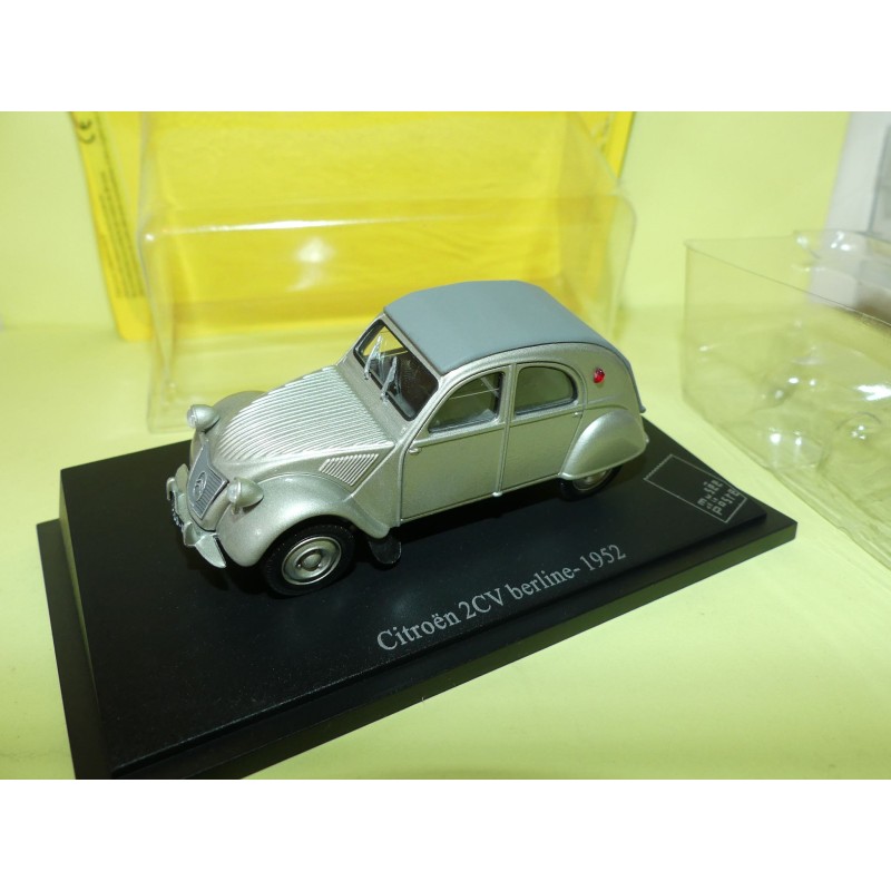 CITROEN 2CV BERLINE 1952 PTT LA POSTE UNIVERSAL HOBBIES  1:43 blister