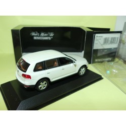 VW TOUAREG I Phase 1 2003 Blanc MINICHAMPS 1:43