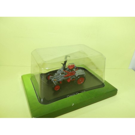 TRACTEUR NÂ°046 CHAUVIN 1954 UNIVERSAL HOBBIES 1:43  sous coque