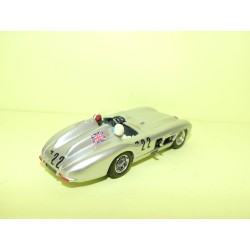 MERCEDES 300 SLR N°722 MILLE MIGLIA 1955 S. MOSS KIT 1:43 sans boite
