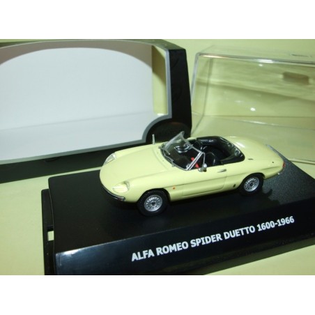 ALFA ROMEO SPIDER DUETTO 1600 1966 Jaune MAXI CAR 1:43