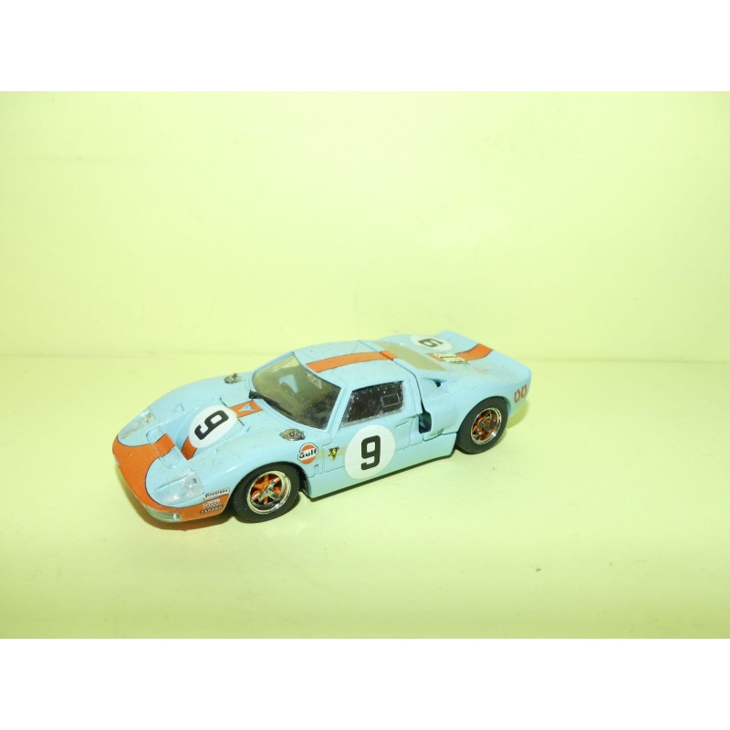 FORD GT 40 N°9 LE MANS 1968 BANG 1:43 Arrivée 1er Sans Boite
