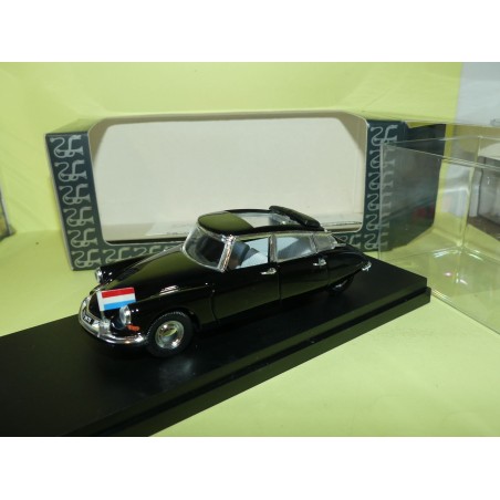 CITROEN DS 19 CORPS DIPLOMATIQUE 1963 RIO 114A 1:43