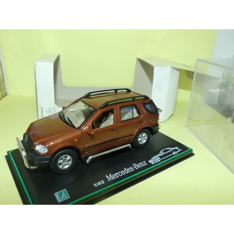 MERCEDES CLASSE ML 320 Marron CARARAMA 1:43 boite vitrine