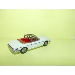 TRIUMPH STAG Jaune UNIVERSAL HOBBIES 1:43 sans boite