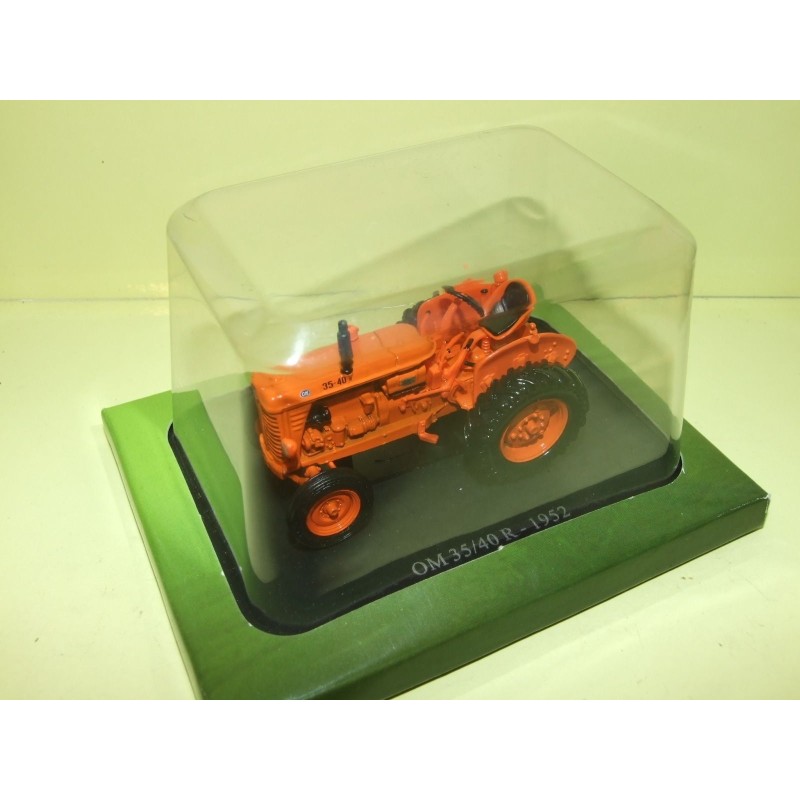 TRACTEUR N°036 OM 35/40 R 1952 UNIVERSAL HOBBIES 1:43 sous coque