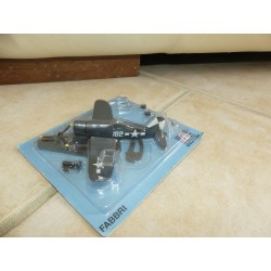 AVION DE COMBAT CORSAIR ITALERI FABBRI 1:100
