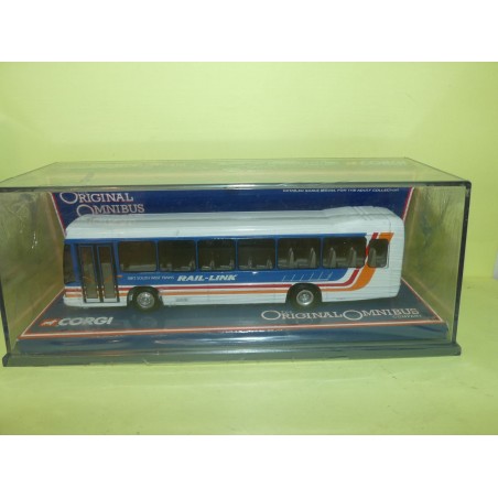 CAR BUS OPTARE DELTA HAMPSHIRE CORGI 42912 1:76