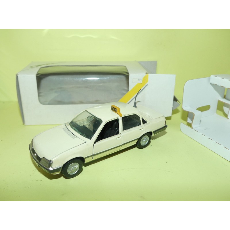 OPEL REKORD TAXI GAMA 1:43