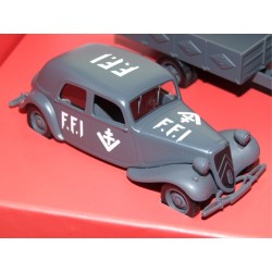 CITROEN TRACTION & RENAULT AHN COFFRET MILITAIRE ATLAS 1:43