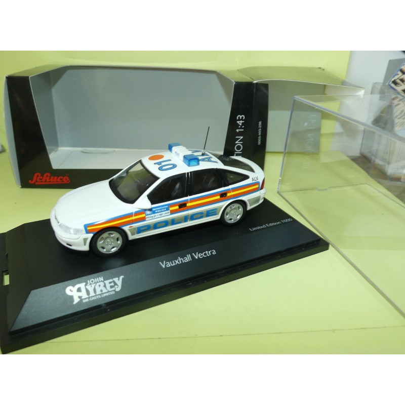 VAUXHALL OPEL VECTRA B METROPOLITAN POLICE 1997 SCHUCO 1:43