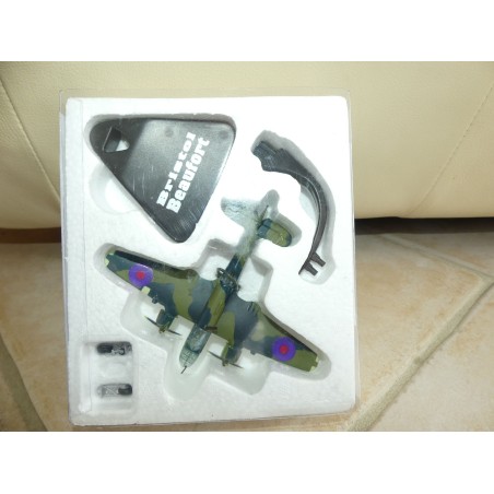 AVION BOMBARDIERS BRISTOL BEAUFORT ATLAS 1:144