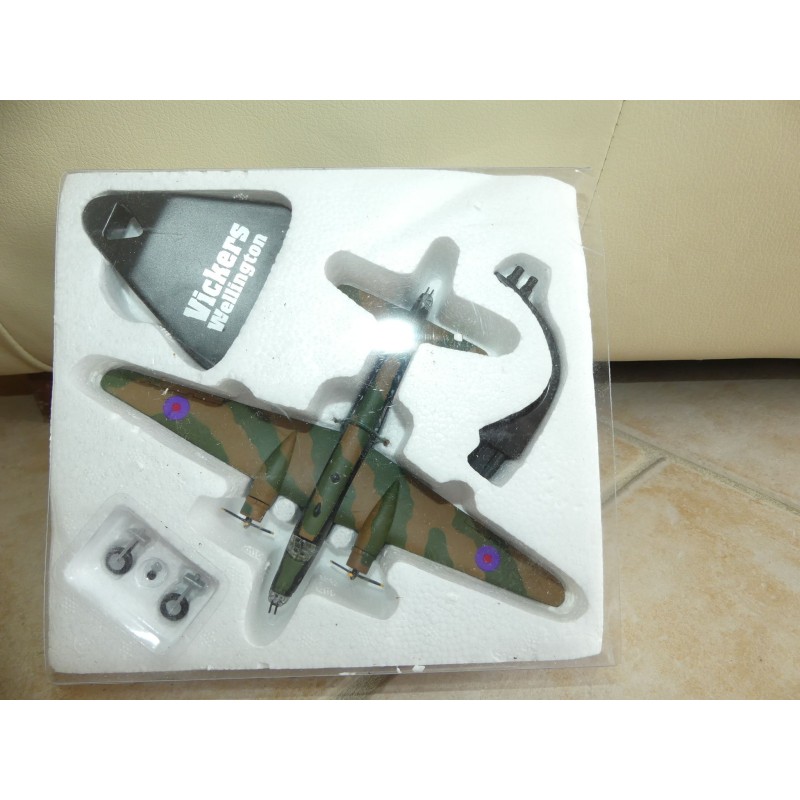 AVION BOMBARDIERS VICKERS WELLINGTON ATLAS 1:144