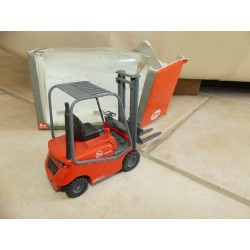 CHARIOT ELEVATEUR CARGO RANGE CBD 2.0 BT PRODUCTS 1:24 en plastique